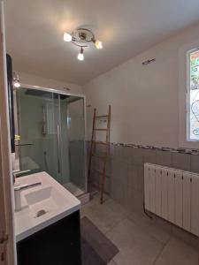 Maisons de vacances Maison de charme 12 pers piscine hors-sol chauffee : photos des chambres