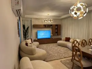 شقه فاخره Zed Tower ElSheikh Zayed - ‘Izbat Yūsif Barrādah