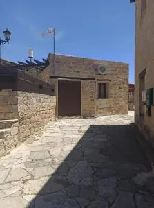 Cottage in Anogyra - Dhora