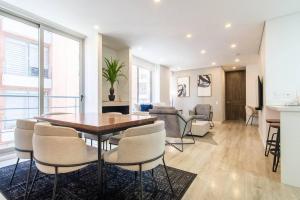 Lovely 2BR in Usaquén