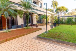 Flat Excelente em frente ao aeroporto de Congonhas - H1901