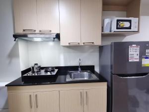 Chic N Sleek studio unit at BRENTHILL