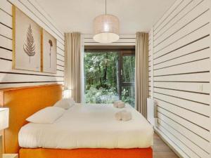 Cozy Cottage Near Lake