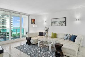 Romantic-5 star-1BR-Oceanfront-Balcony-South-Beach