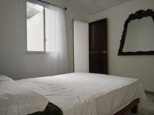 Casa familiar cerca a Parque Metropolitano del Café, Aeropuerto, Terminal de Transporte, Villa Olímpica, Estadio, Expofuturo