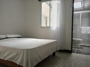 Casa familiar cerca a Parque Metropolitano del Café, Aeropuerto, Terminal de Transporte, Villa Olímpica, Estadio, Expofuturo