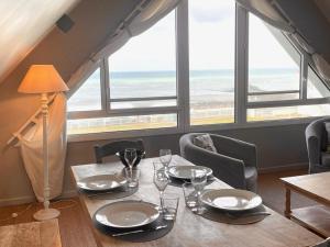 Appartements Triplex de standing a Ambleteuse avec terrasse, parking et Wifi - FR-1-376-26 : photos des chambres
