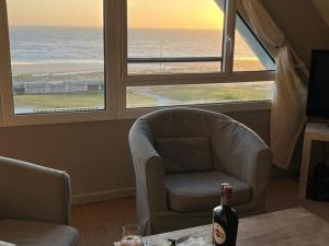 Appartements Triplex de standing a Ambleteuse avec terrasse, parking et Wifi - FR-1-376-26 : photos des chambres