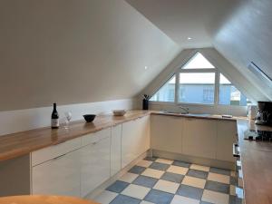 Triplex de standing à Ambleteuse avec terrasse, parking et Wifi - FR-1-376-26