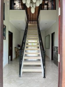 6 Bdr Villa with swimming pool