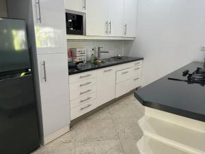 6 Bdr Villa with swimming pool