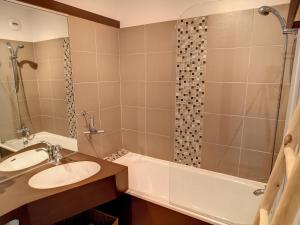 Appartement rénové 2 chambres Les Menuires pour 4, parking privé - FR-1-178-380