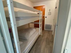 Studio cosy près du domaine skiable avec parking - FR-1-693-111