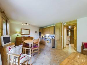 Appartement calme 6 pers, parking, skis aux pieds - FR-1-398-665