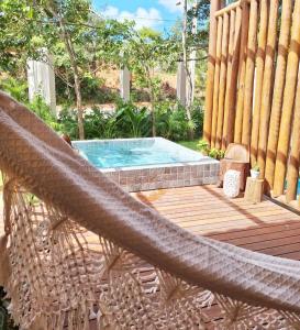 Casa duplex com Churrasqueira e Hidro privativa