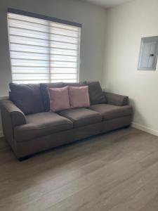 1 Bedroom 1 Bathroom Near Crypto Center