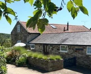 Twattleton Cottage Kilburn Yorkshire - Beautiful views - Sutton