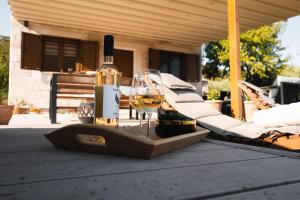 Mini Villa Marta BBQ Jacuzzi Lawn Wifi Parking