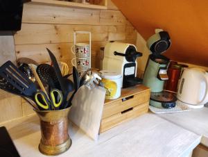 Le doux refuge bercéen au calme de sa campagne près circuit Mans Sud, grand lit avec berceau et possibilité lit pliant en rajout