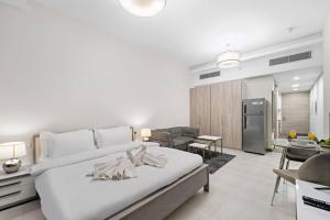 FIRST CLASS Studio Rustic Charm in SOL BAY