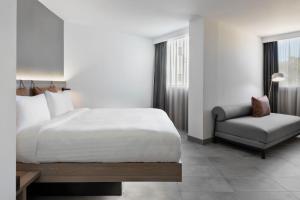 Hotels Moxy La Ciotat : photos des chambres