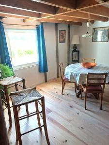Maisons de vacances Maison en campagne style western : photos des chambres