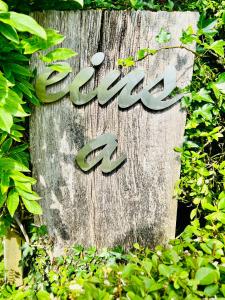 Inselhaus im Grünen