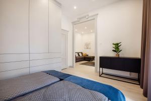Elegant Two-bedroom Apartment in the Centre