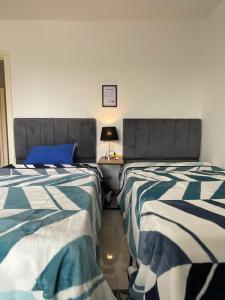 Madinaty B12 Shared Apartment With Private Rooms - One minute from Mall - غرفة خاصة في شقة مشتركة