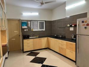 3BHK Fully furnished apartment