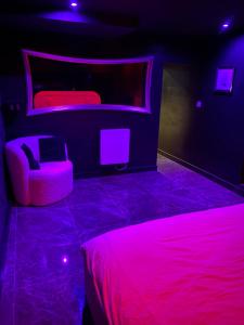 Appartements La Suite Marylin, Loft de 90m2 avec Sauna et Jacuzzi : photos des chambres