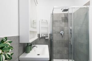 Easylife - Milano - Corso Porta Nuova 15 - Brera