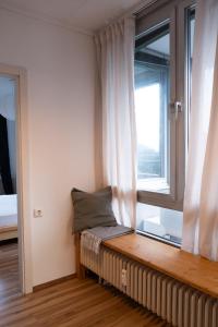 Panoramic Modern City Apartment