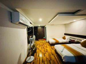 Hotel Dhaka Express Nepal