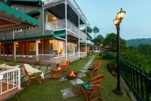 ELIVAAS 3 BHK with Garden & Scenic Views - Alpenglow - Patta