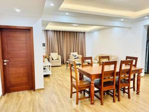 Spacious seaview - penthouse