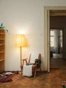 Artisan & Old-timey 2 bedrooms home