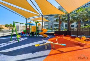 Captivating 1BR Apartment in Zazen Gardens, Al Furjan by Deluxe Holiday Homes