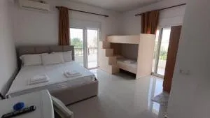 Nitro Inn Orikum - SEA and GARDEN - Tragjas