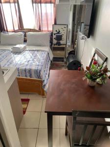 URBAN DECA Staycation