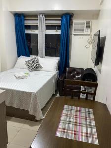 URBAN DECA Staycation