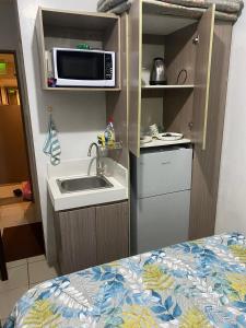 URBAN DECA Staycation