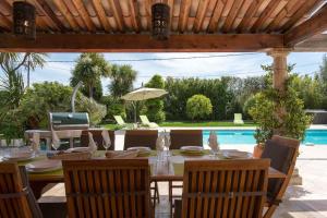 Spacious Villa Vallauris Cannes with AC throughout and large private pool