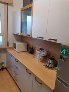 Ampia camera con balcone privato