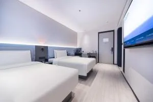 济宁万达广场太白楼路轻居酒店 - 沛县