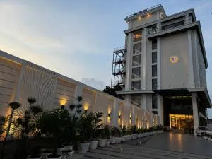 The Mudra Hotel - Sābalpur