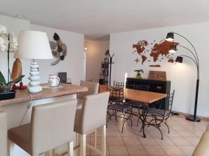 Villas Villa Palmera - Classee 3 etoiles - Grand confort, calme, et magnifique vue degagee : photos des chambres