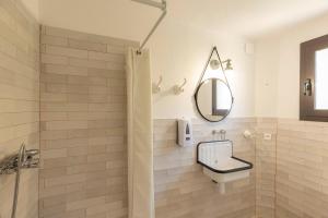 Auberges de jeunesse Corsica Hostel Porto-Vecchio, partie dortoirs : photos des chambres