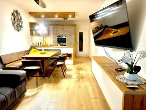 Luxus Ferienwohnung mit eigenem Garten - Frankenburg