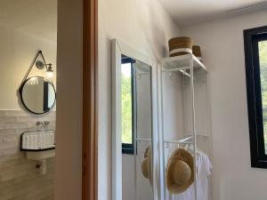 Auberges de jeunesse Corsica Hostel Porto-Vecchio, partie dortoirs : photos des chambres